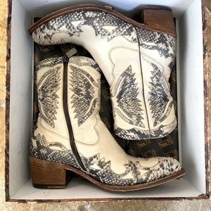 Cowgirl/Cowboy boots by Jo Ghost